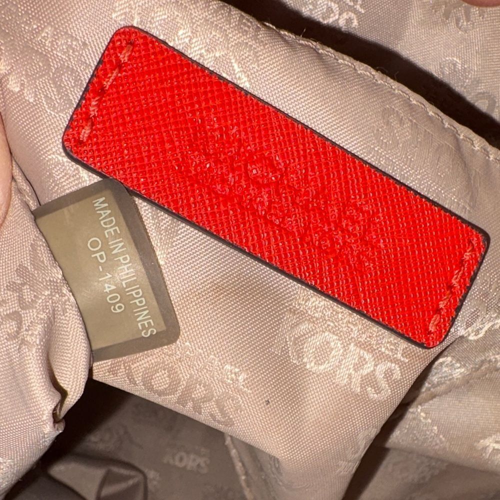 Michael Kors Purse Tote Bag Jet Set Travel Large Saffiano Leather - Red Gold - Picture 15 of 16